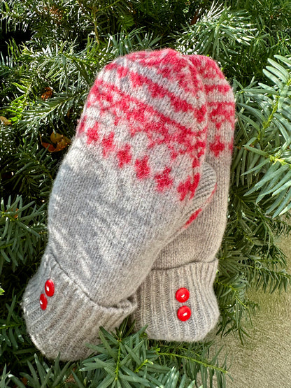 Handmade Sweater Mittens: Peppermint Red