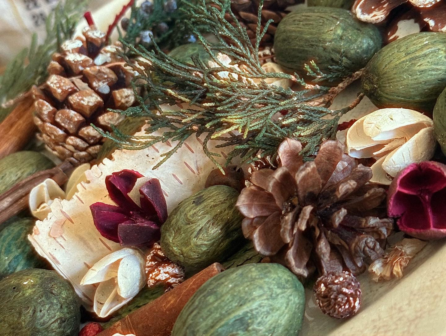 ‘Log Cabin Pine’ Potpourri