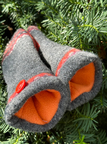 Handmade Sweater Mittens: Nordic Orange