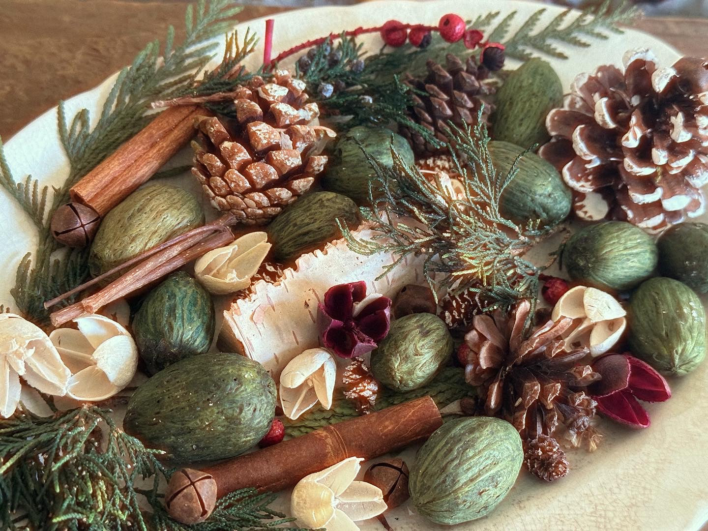 ‘Log Cabin Pine’ Potpourri