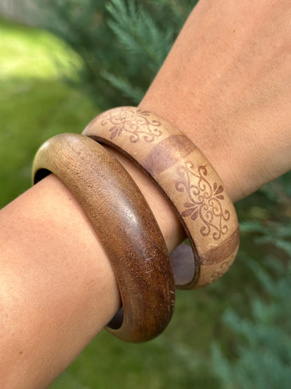 Vintage Wood Bangles Set