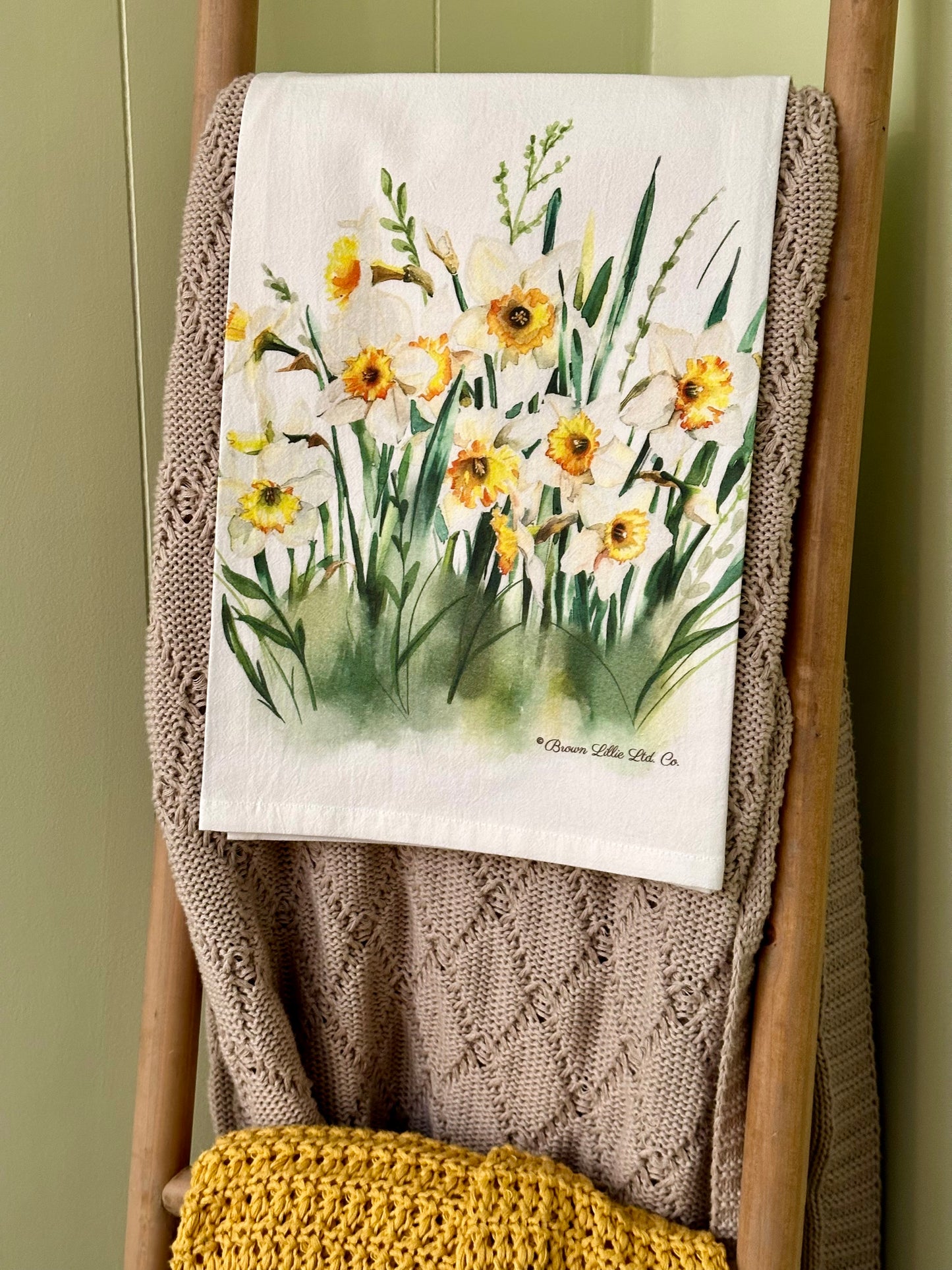 Tea Towel: Yellow Daffodils | 100% Ringspun Cotton | Designer Kitchen Decor | Handmade