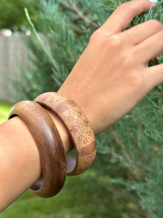 Vintage Wood Bangles Set