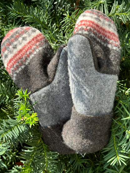 Handmade Sweater Mittens: Gray Holiday