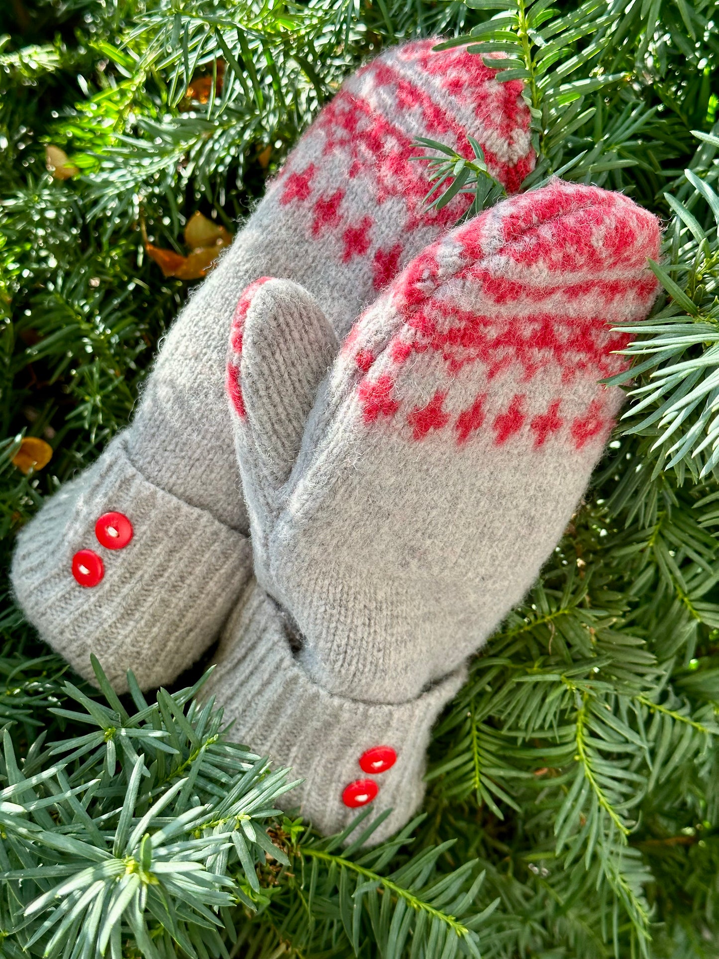 Handmade Sweater Mittens: Peppermint Red