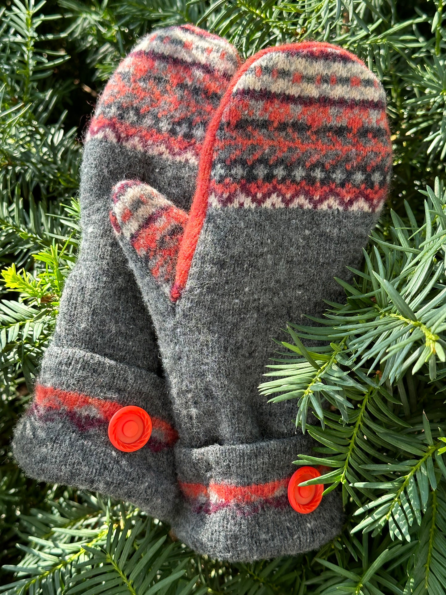 Handmade Sweater Mittens: Nordic Orange