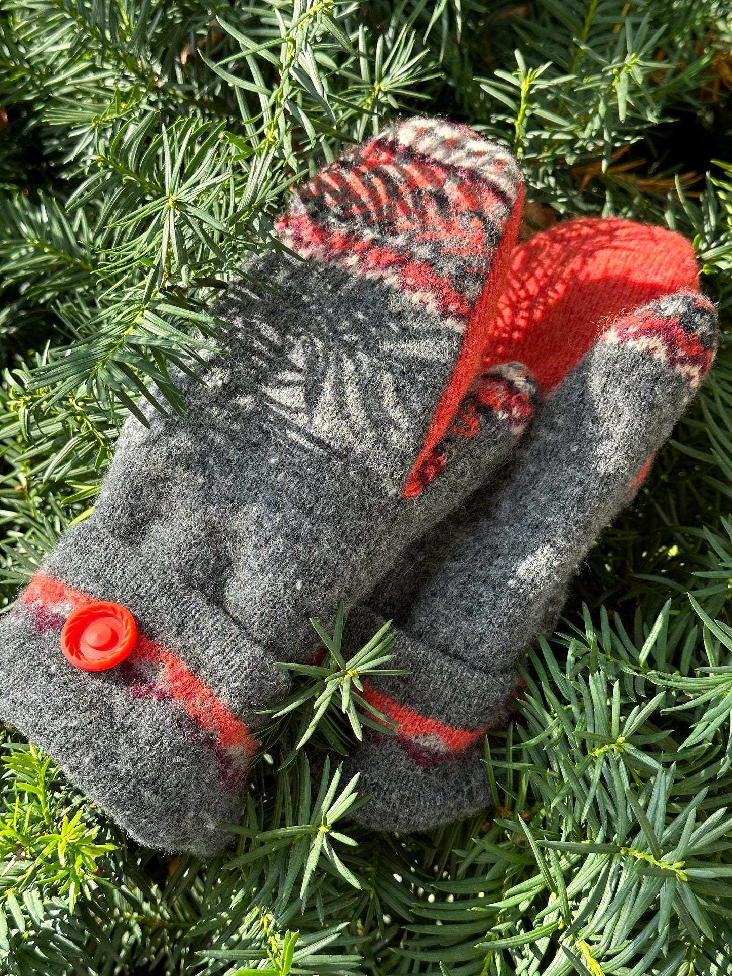 Handmade Sweater Mittens: Nordic Orange